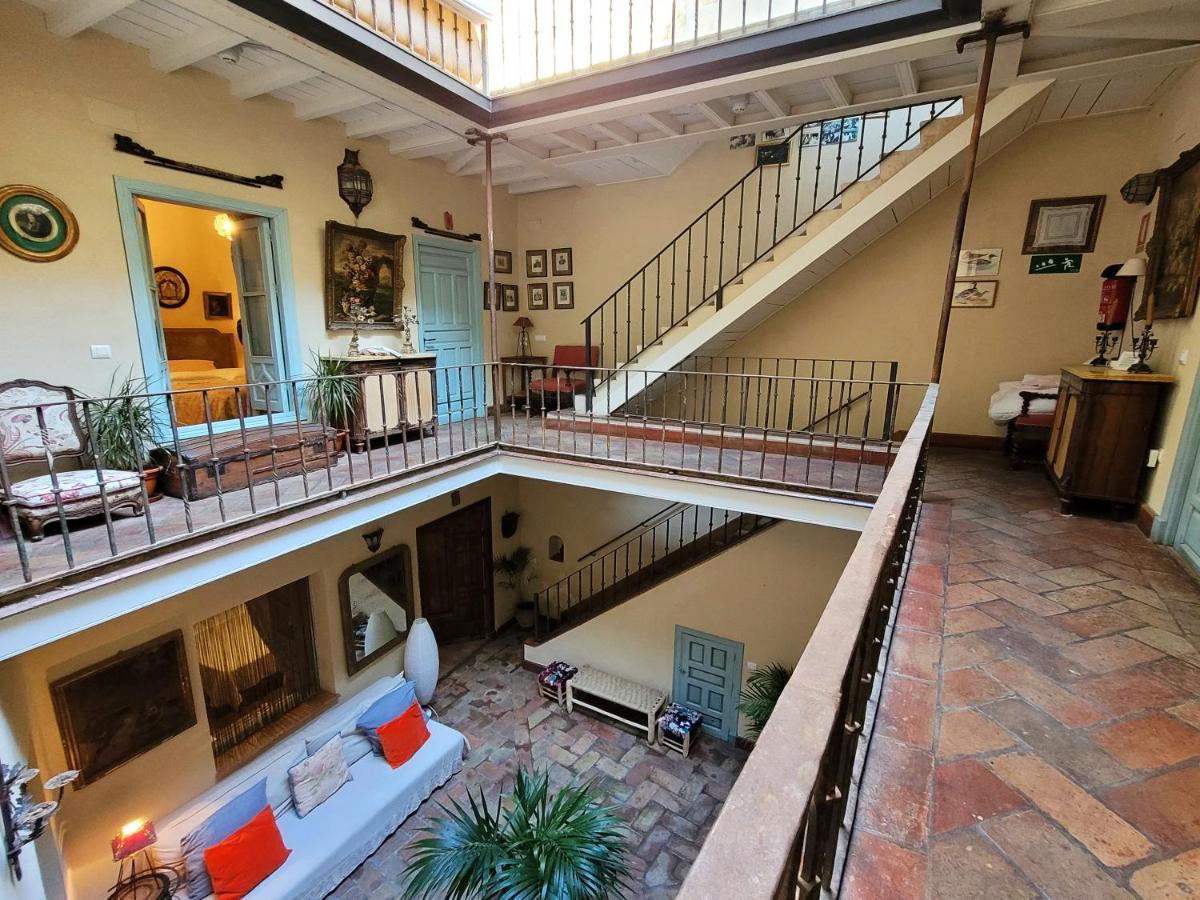Casa Del Buen Viaje - Habitacion Rumba เซบีญา ภายนอก รูปภาพ